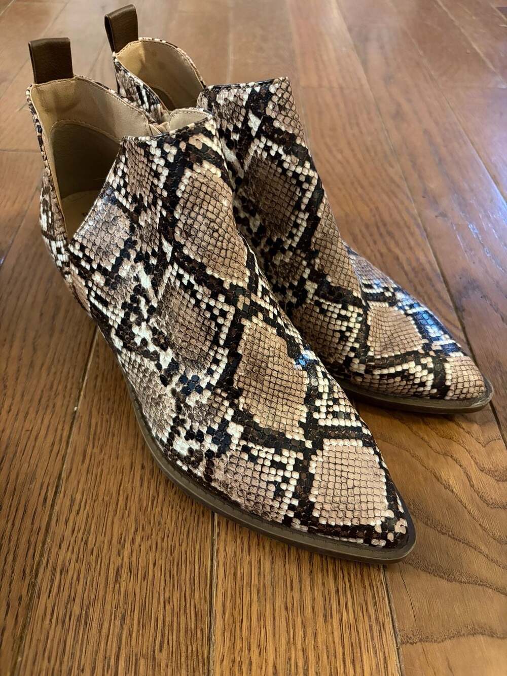 Time and Tru Women's Snakeskin Print Memory Foam Ankle Booties